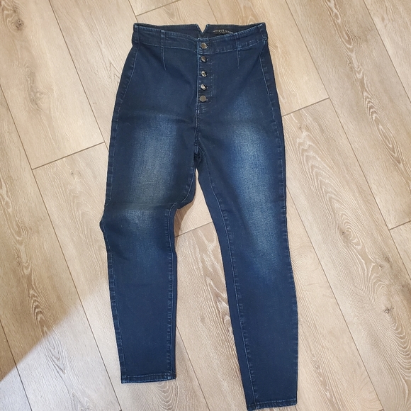 Guess Extra High Jeans - Picture 1 of 9